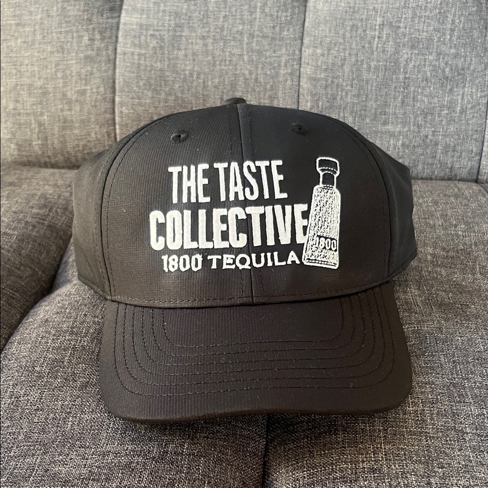 NEW! Black 1800 Tequila Cap - Picture 1 of 3
